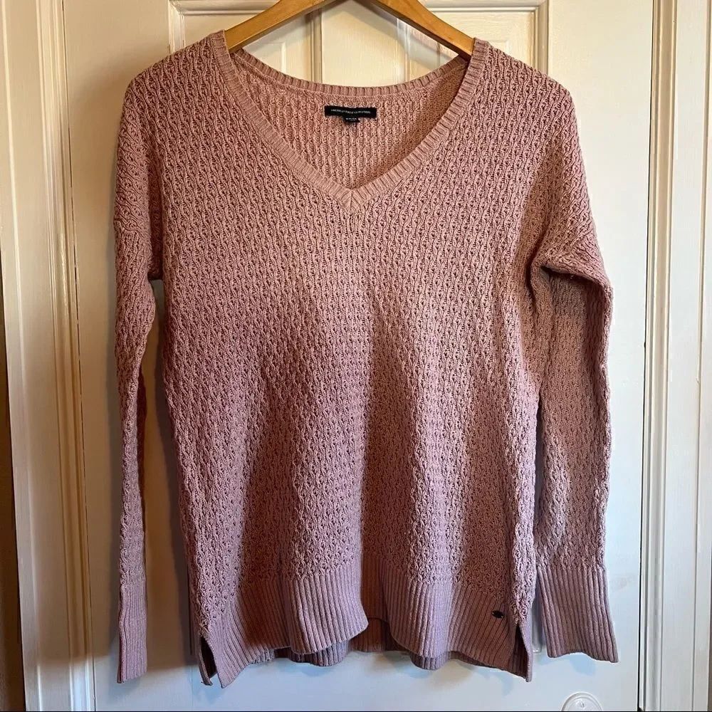 🦅 American eagle pink sweater